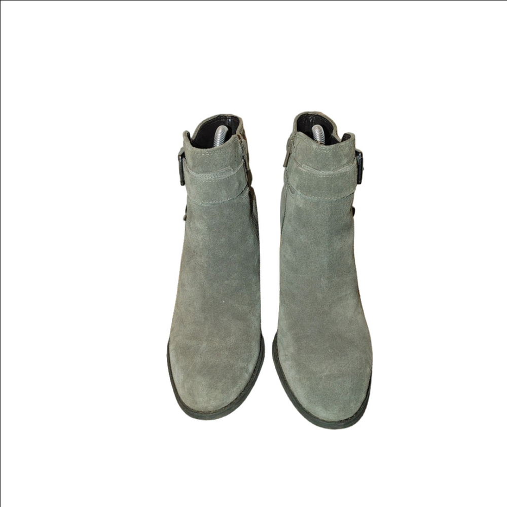 Guess Suede Boots Size 9M